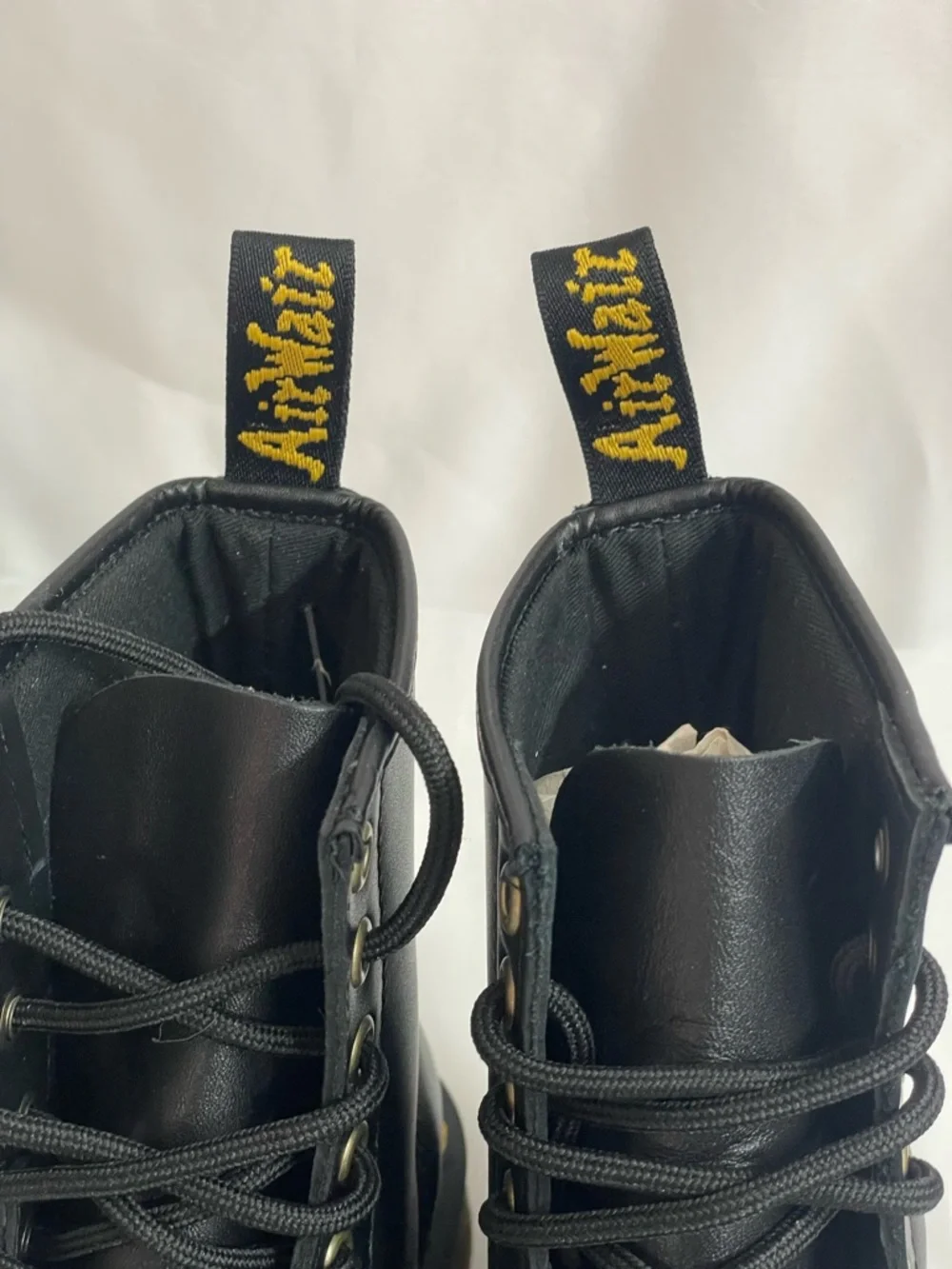 Dr. Martens 1460 Vonda  Black Lace-Up Boots Floral Embroidery US 6 L Big Girl